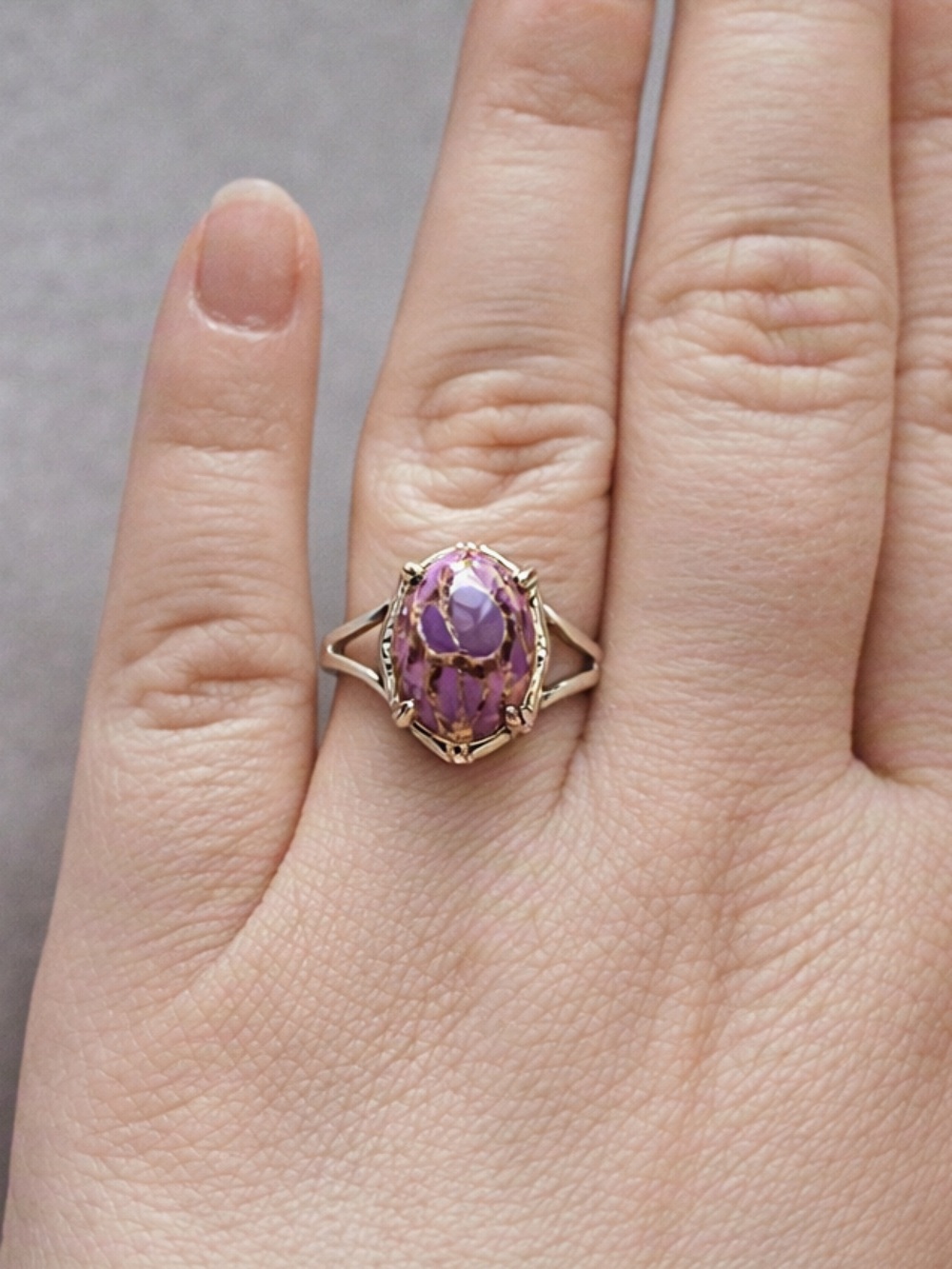 5/$25 Gold Ring with Purple Oval Stone Size 10